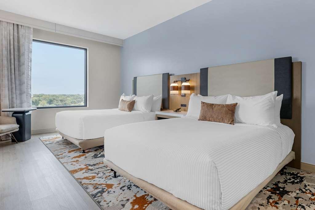 Cambria Hotel Austin Downtown Room photo