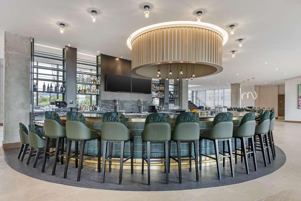 Cambria Hotel Austin Downtown Restaurant photo
